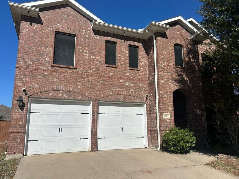 6547 Portside Ridge Ln in Dallas, TX - Building Photo