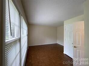 7336 Kilcullen Dr in Charlotte, NC - Building Photo - Building Photo