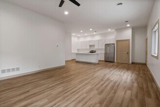 410 Pine Lake Ave, Unit F in La Porte, IN - Building Photo - Building Photo