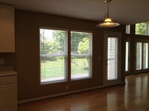 10190 Meadowknoll Dr in Loveland, OH - Foto de edificio - Building Photo