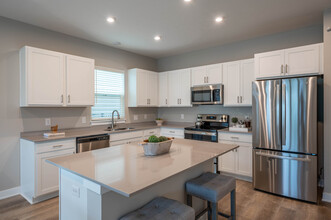 Marea Homes in Noblesville, IN - Building Photo - Interior Photo