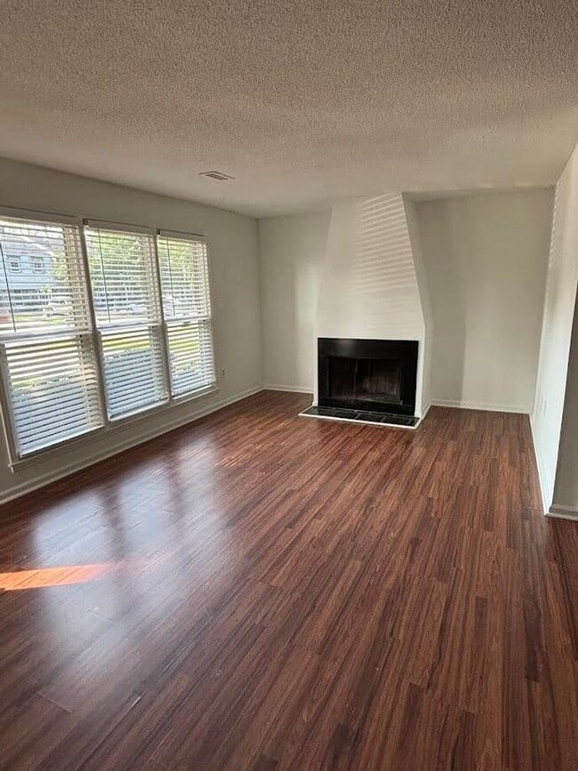 4386 Purdue Dr in North Charleston, SC - Building Photo - Building Photo