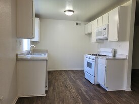 7385 Lariat Pl, Unit A in Rancho Cucamonga, CA - Building Photo