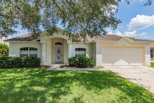 517 Terranova Cir in Winter Haven, FL - Building Photo