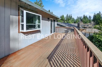 2210 27th Ave SE in Puyallup, WA - Building Photo - Building Photo