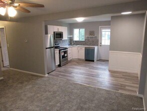 2445 Northdale Dr in Grand Blanc, MI - Building Photo - Building Photo