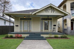 4616 S Johnson St in New Orleans, LA - Building Photo
