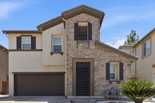 3022 Trap Rock Way in Sacramento, CA - Building Photo