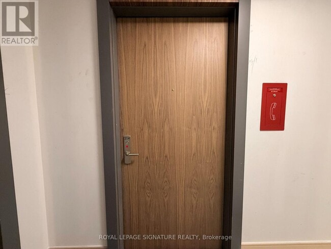 property at 27 Korda Gate