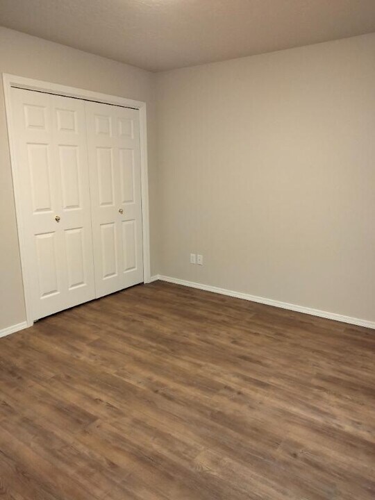 295 Cedar Pk Cir in Twin Falls, ID - Building Photo