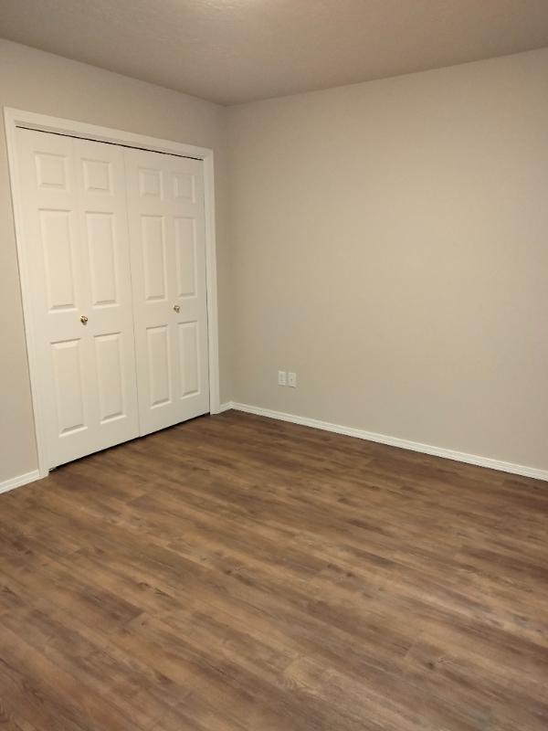 property at 295 Cedar Pk Cir
