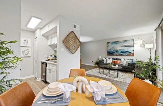 property at 2020 Plantation Dr