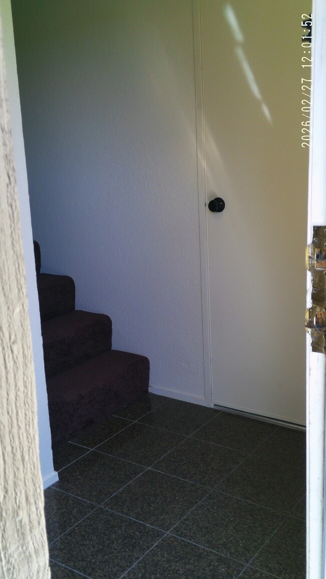 1113 Seabreeze Way in Lompoc, CA - Foto de edificio - Building Photo