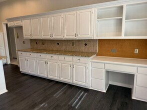 16114 Shadybank Dr in Dallas, TX - Building Photo - Building Photo