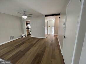 5512 E Boniwood Turn in Clinton, MD - Building Photo - Building Photo