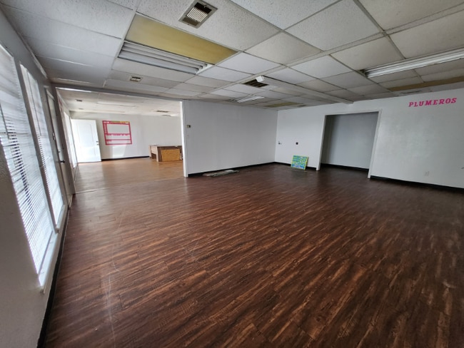 15626 Silver Ridge Dr in Houston, TX - Building Photo - Building Photo