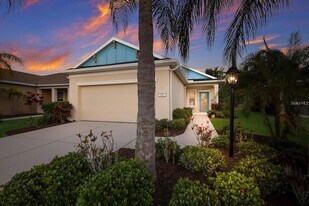 4911 Boston Common Glen in Bradenton, FL - Building Photo