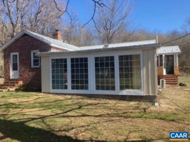 8714No Norwood Rd in Norwood, VA - Foto de edificio - Building Photo