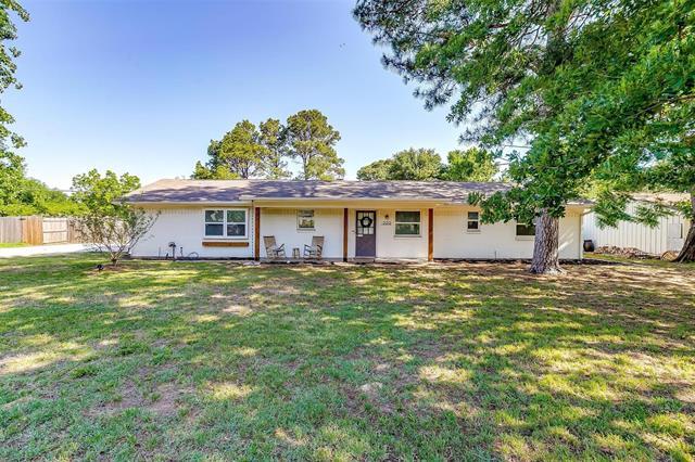 property at 2212 Ridge Ln