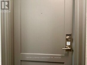 30 Elm Dr W in Mississauga, ON - Building Photo - Building Photo