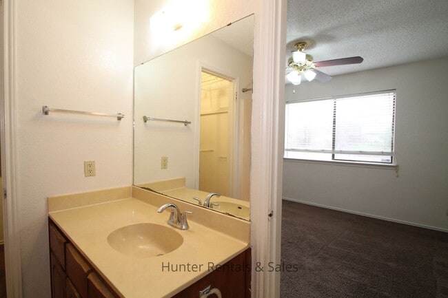 property at 1100 Goodhue Dr