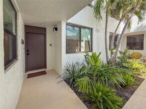 806 Bayport Wy, Unit 806 in Longboat Key, FL - Building Photo - Building Photo