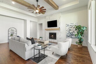299 Peakside Cir in Dripping Springs, TX - Building Photo - Building Photo