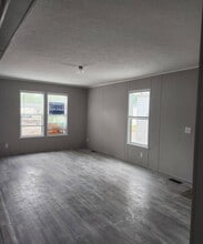 37 Parkview Dr in Vincennes, IN - Building Photo - Building Photo