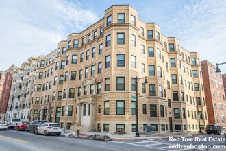 103 Hemenway St, Unit 201 in Boston, MA - Building Photo - Building Photo