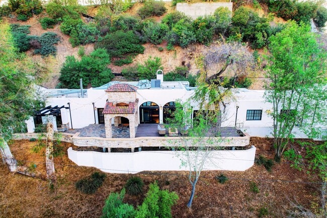 property at 2570 Nichols Canyon Rd