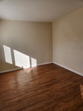 2846 Joyce Ave in Columbus, OH - Building Photo - Building Photo