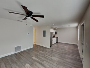 536 Charles Ct in Orlando, FL - Building Photo - Building Photo