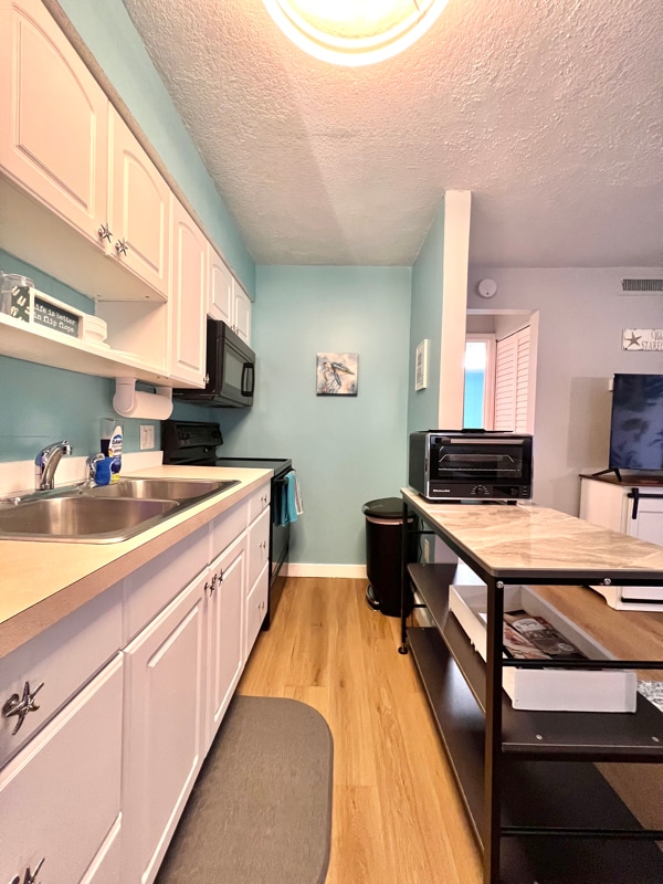 4215 E Bay Dr, Unit 1702C in Clearwater, FL - Building Photo - Building Photo