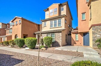 2014 N 77th Dr in Phoenix, AZ - Building Photo - Building Photo