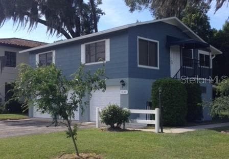 property at 1028 Lake Weldona Dr