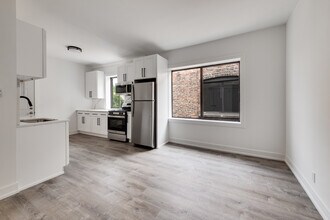 3056 W Cortland St in Chicago, IL - Foto de edificio - Building Photo