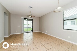 105 NE 7th Pl in Cape Coral, FL - Building Photo - Building Photo