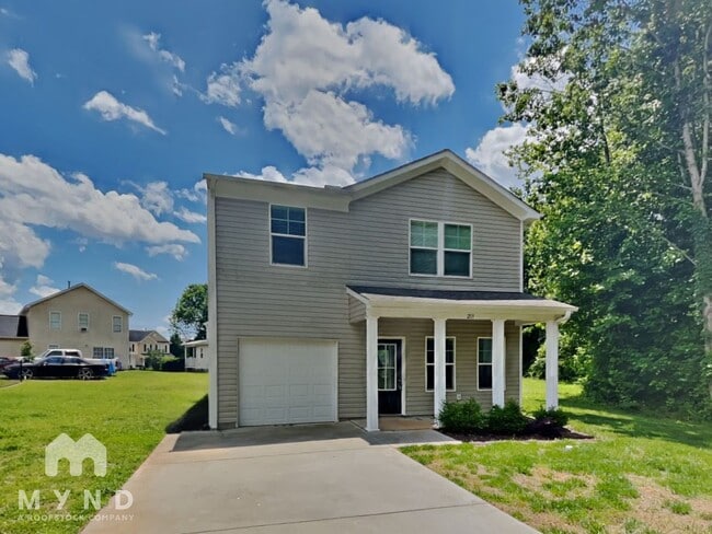 213 Wolf Creek Ln
