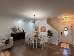 5120 Lakeview Rd in Charlotte, NC - Building Photo - Building Photo