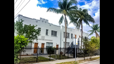 6 NE 43rd St in Miami, FL - Building Photo - Other