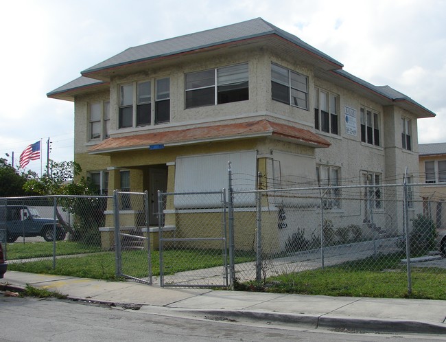 261 NE 20th St in Miami, FL - Building Photo - Building Photo