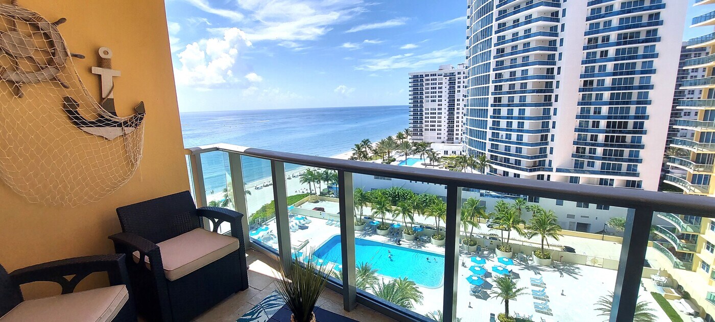 2501 S Ocean Dr, Unit 401 in Hollywood, FL - Building Photo