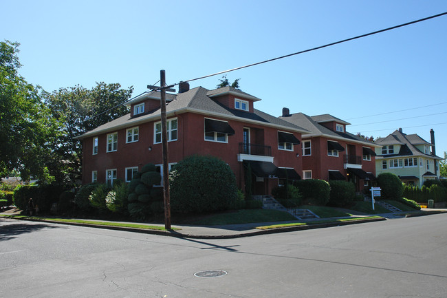 1524 NE 26th Ave in Portland, OR - Foto de edificio - Building Photo