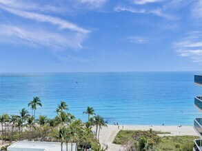 9595 Collins Ave in Bal Harbour, FL - Building Photo - Building Photo