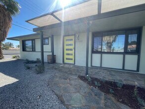 42900 Texas Ave in Palm Desert, CA - Building Photo - Building Photo