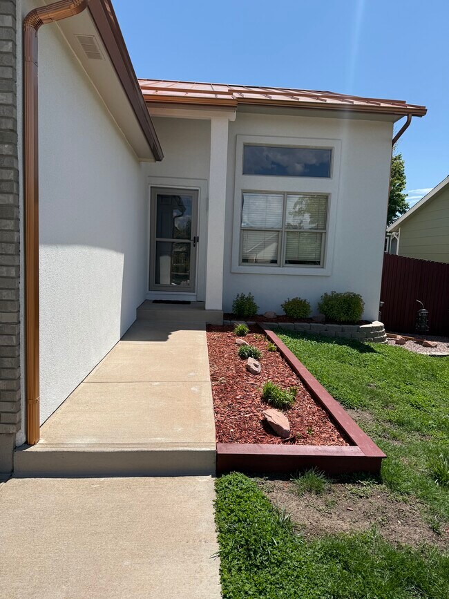 6645 Greylock Dr in Colorado Springs, CO - Building Photo - Building Photo
