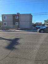 33 Gold Bar Ct in Las Vegas, NV - Building Photo