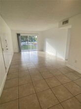 4804 NW 79th Ave in Doral, FL - Building Photo - Building Photo