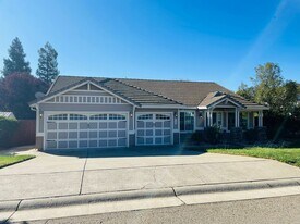 5106 Camanche Way in El Dorado Hills, CA - Building Photo