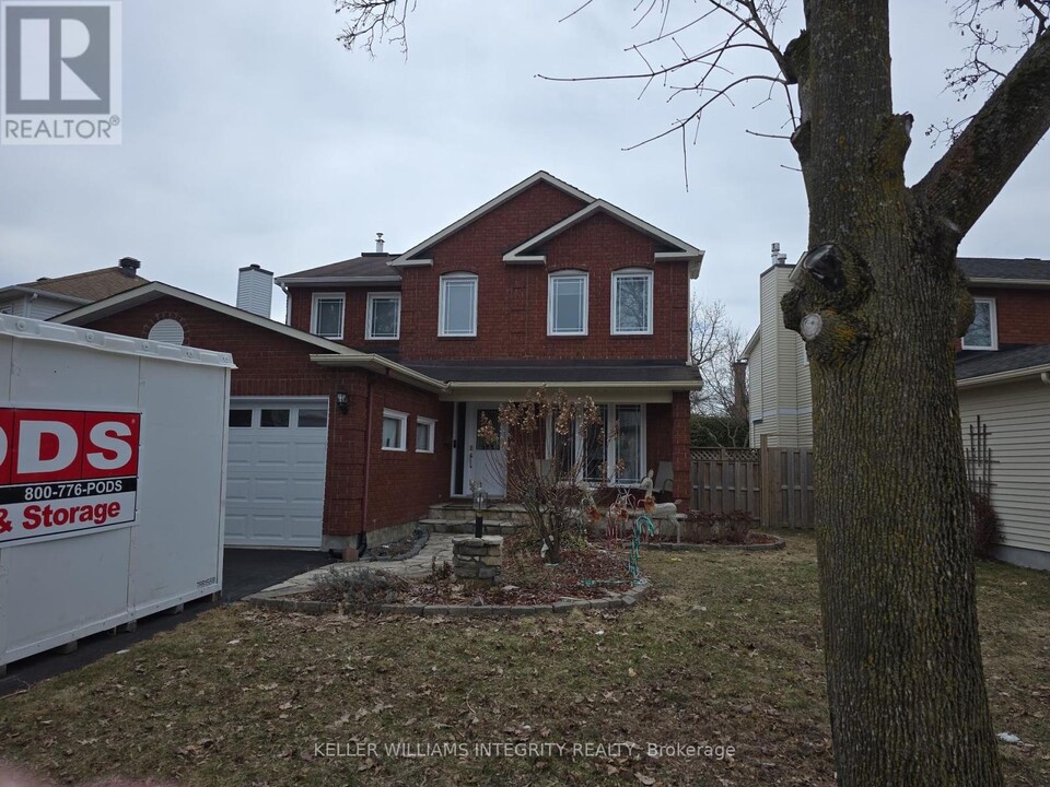63 Topley Crescent in Ottawa, ON - Building Photo